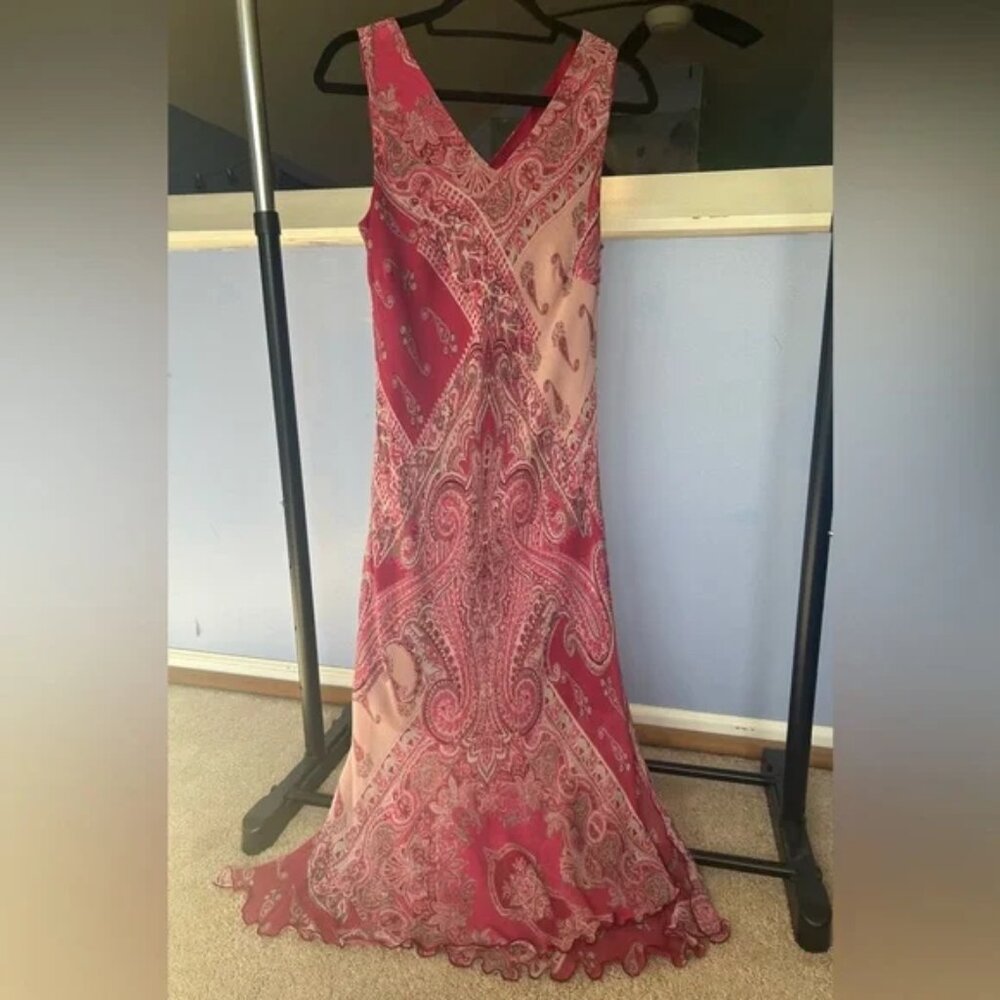 100% Silk Vintage Petite Sophisticate Pink Paisley Bandana Print Maxi Dress